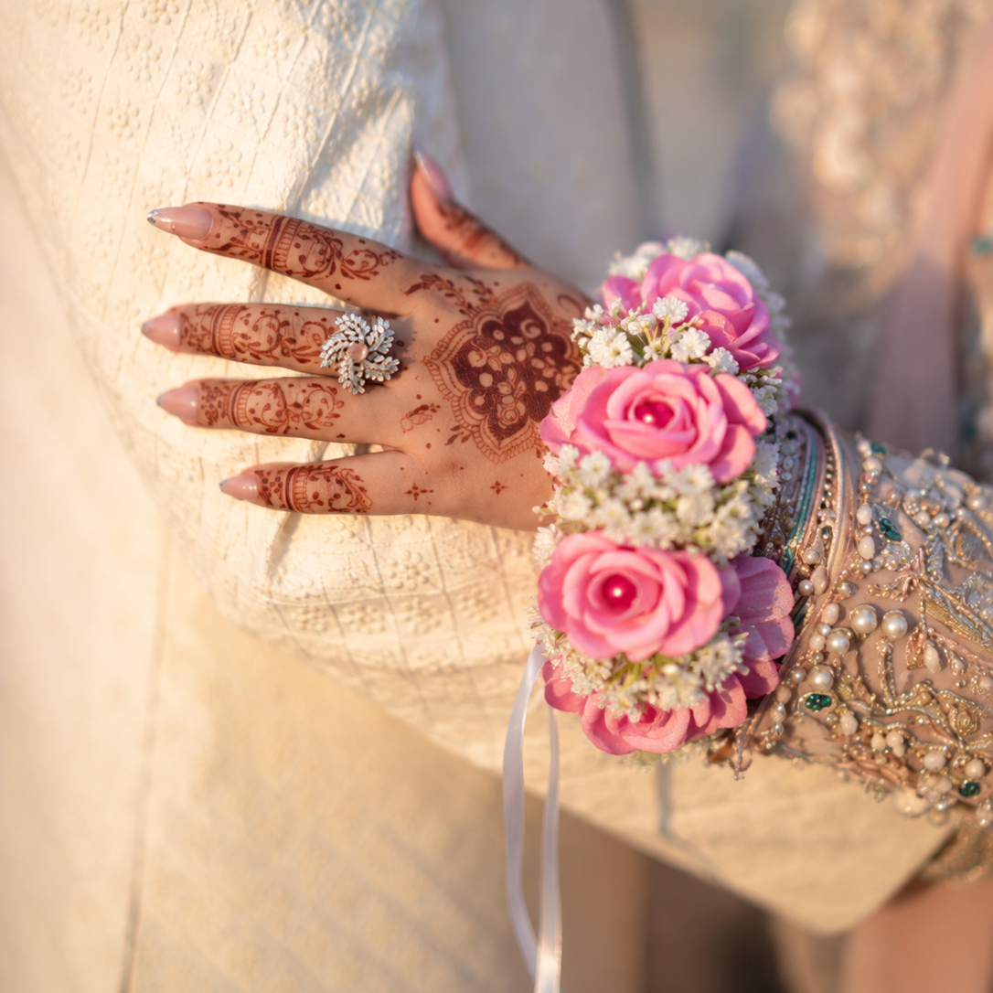 Gulabi Noor Gajray Pair
