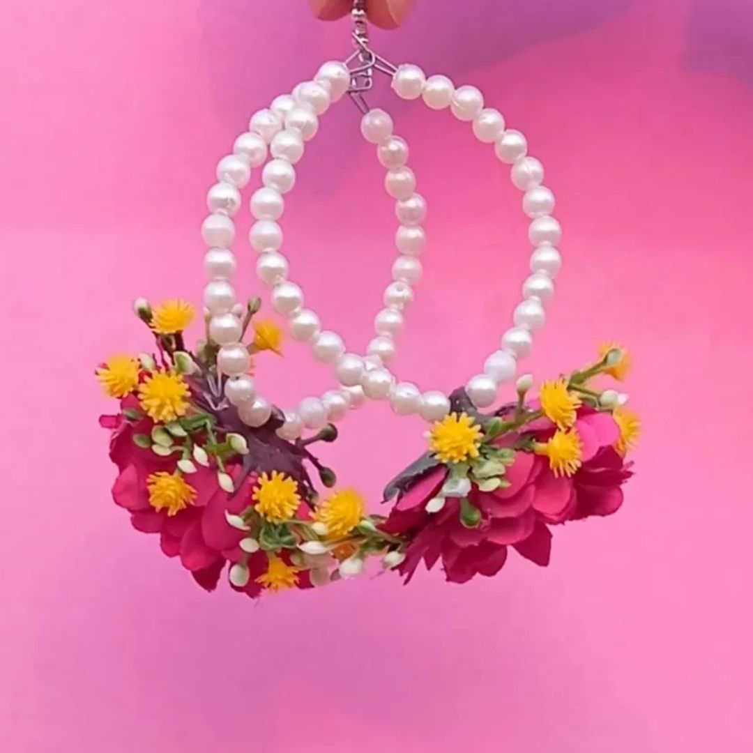 Earings bindhi with colour full baby breath  - 12 Colors