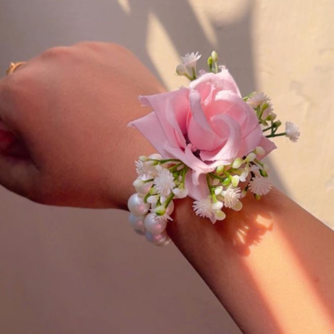 Bridemaid Corsage-With Rose Flower