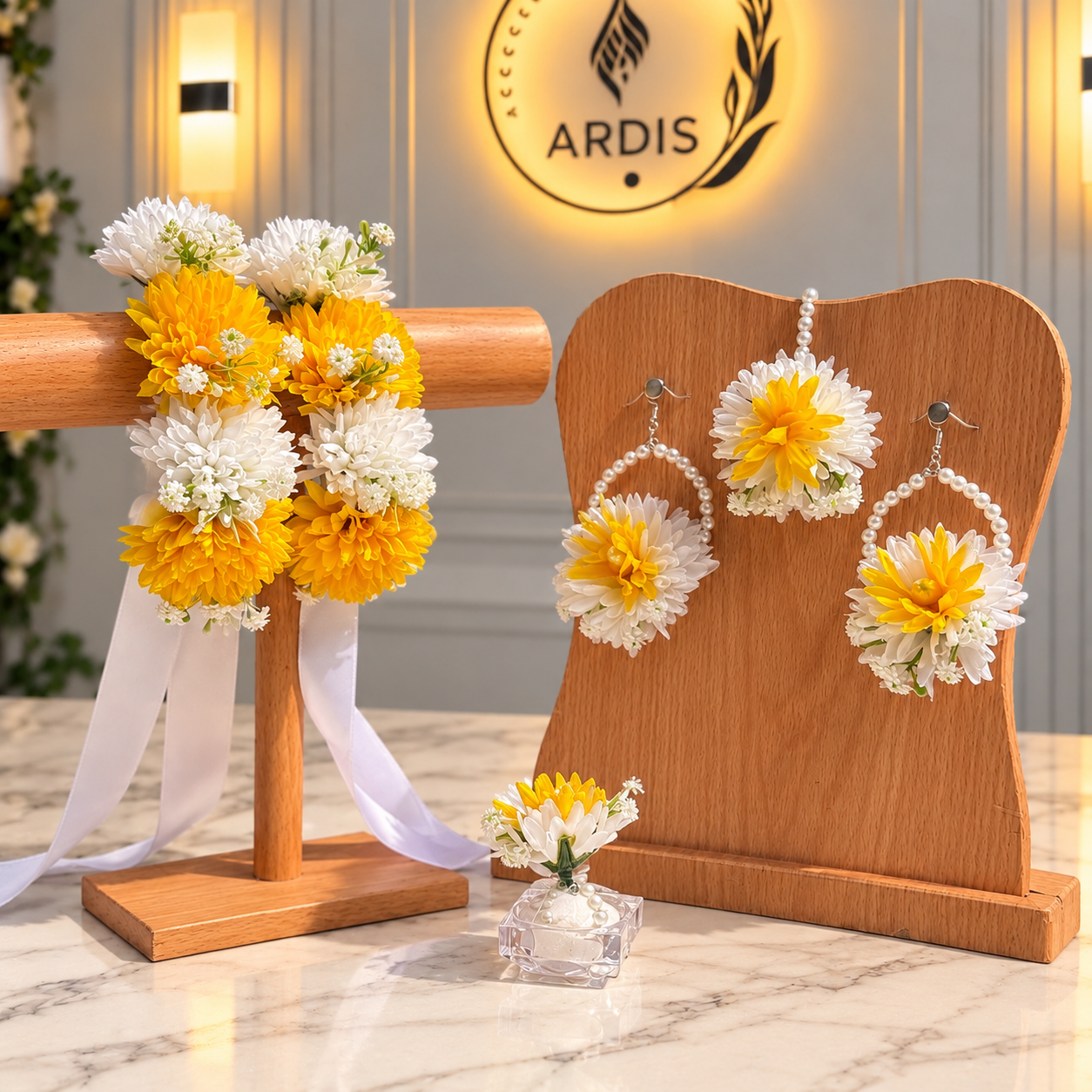 Mehndi Set Yellow & White