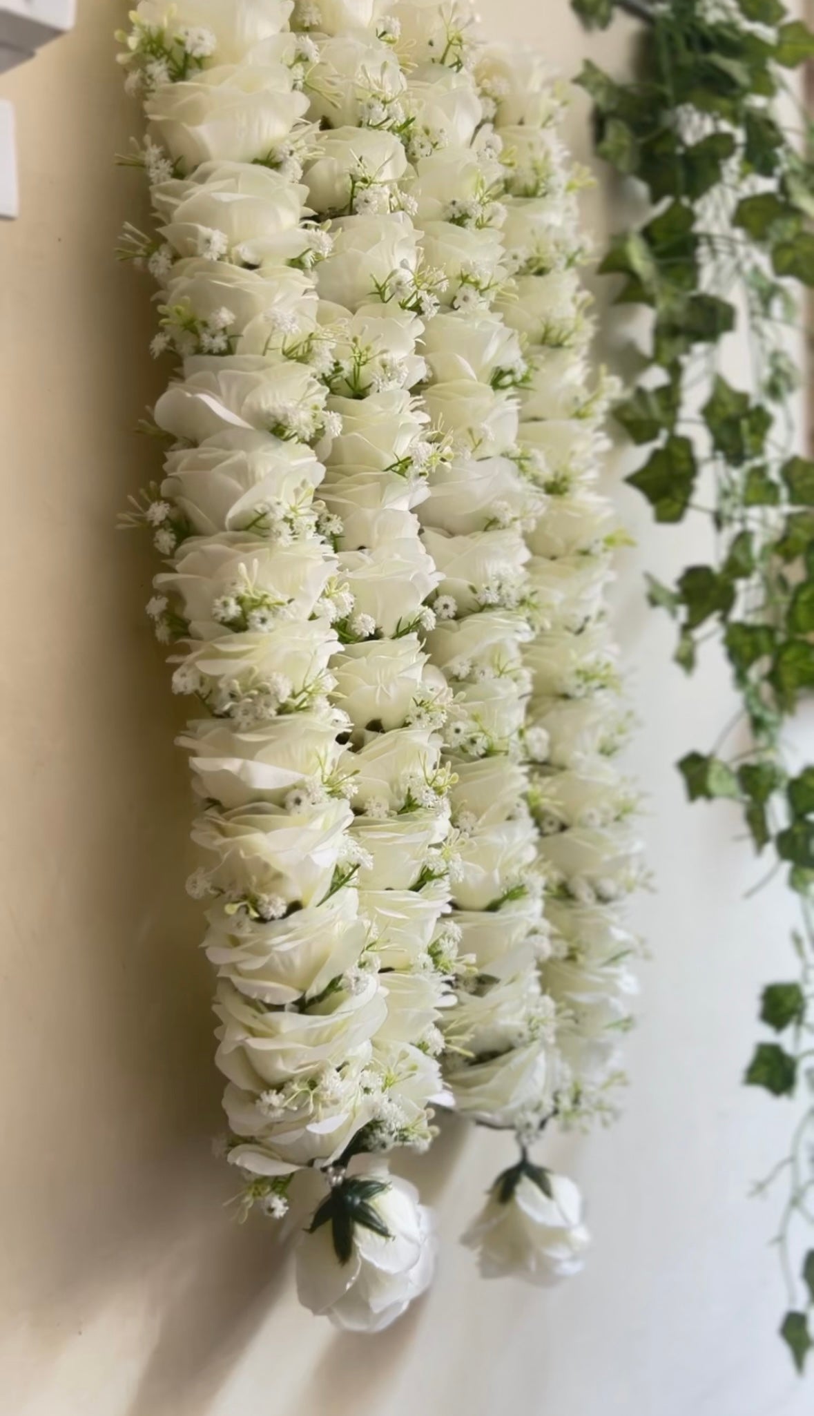 White Gajray Pair & Couple Mala