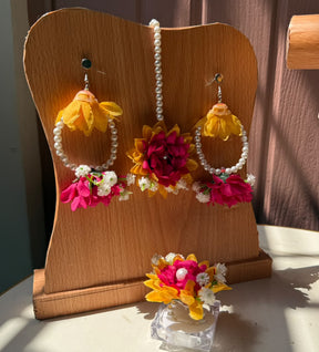 Peony Yellow & Deep Pink Earrings & Bindi